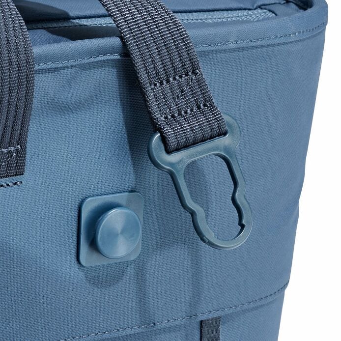 carryouttm-soft-cooler-tote-10-l-r4 250815_hydro_cooler_details_14841_1_9.jpg