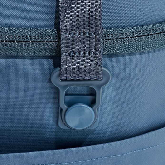 carryouttm-soft-cooler-15-l-w1 250815_hydro_cooler_details_14854_6.jpg