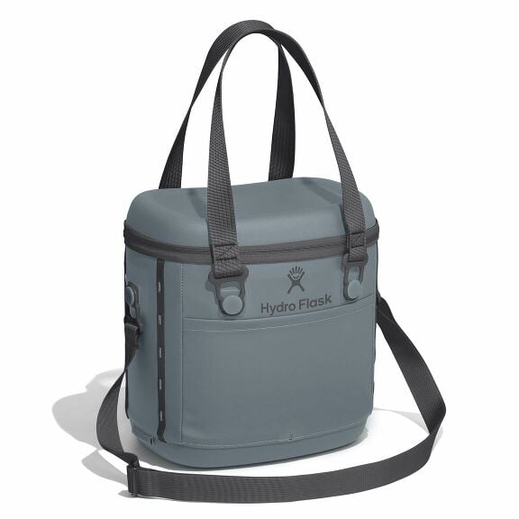 carryouttm-soft-cooler-10-l-a4 6pco043-carryout-cooler-10l-shale-gray-angled_1_1.jpg