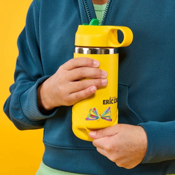 kids-12-oz-bottle-world-of-eric-carletm-y9 7-lifestyle.jpeg