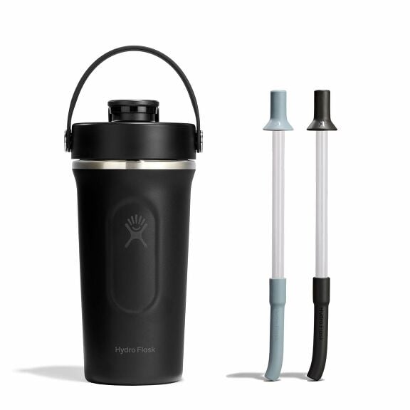 shaker-bottle-and-straw-bundle-v2 group_187_1__1.jpg