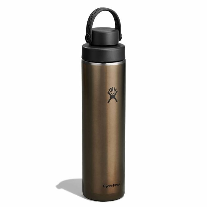 24-oz-lightweight-chug-cap-bottle-r6 lw24lwfcc080-24-oz-lightweight-chug-cap-bottle-wide-mouth-obsidian-angled.jpg