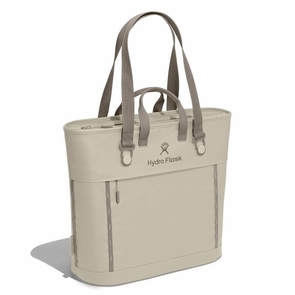 carryouttm-soft-cooler-tote-20-l-r1 midiit114-carryout-tote-20l-oat-angled.jpg