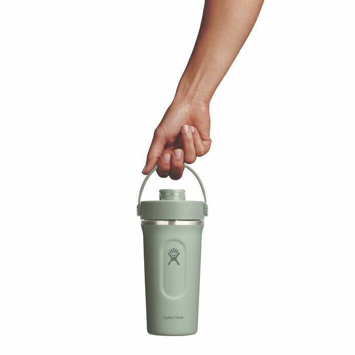 gym-bundle-b9 mxcc24374_24ozinsulatedshakerbottle_agave_hb_1.jpg