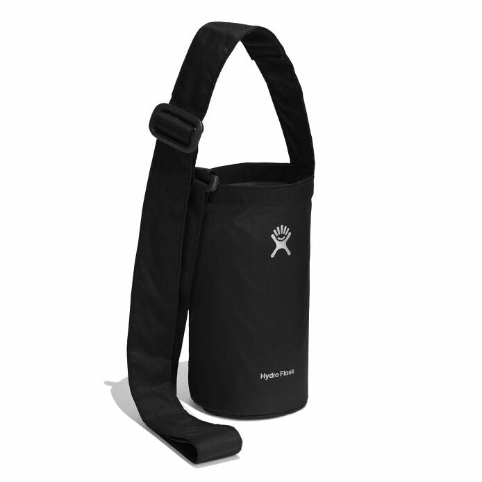 medium-packable-bottle-sling-u0 pbsm-black-angled.jpg
